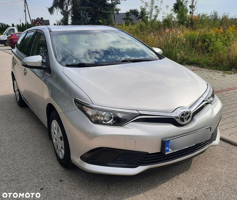 Toyota Auris 1.6 Active - 2