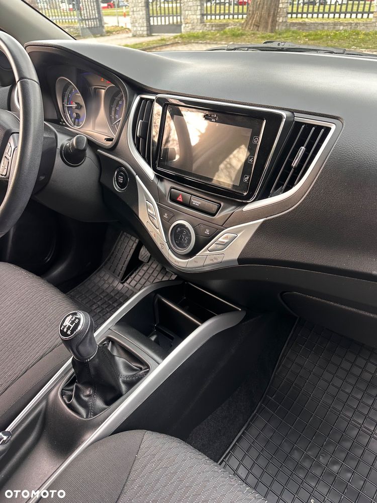 Suzuki Baleno 1.0 Boosterjet Comfort - 33