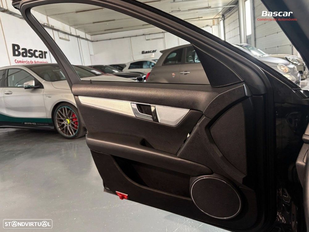 Mercedes-Benz C 220 CDi Avantgarde BE - 25