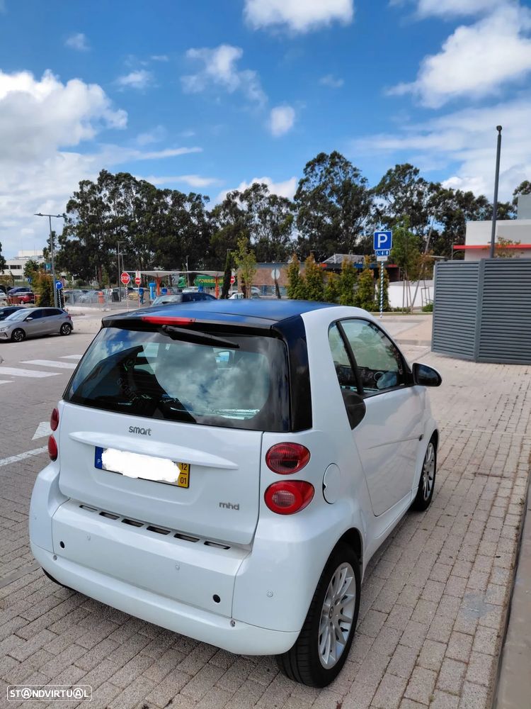 Smart ForTwo Coupé 1.0 mhd Passion 71 Softouch - 4