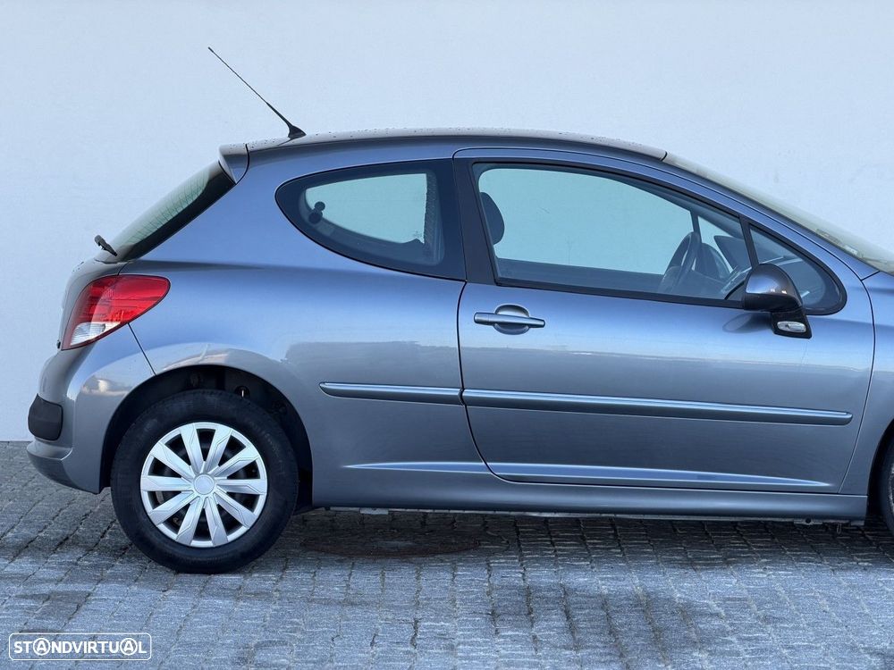 Peugeot 207 1.4 HDi XA - 12