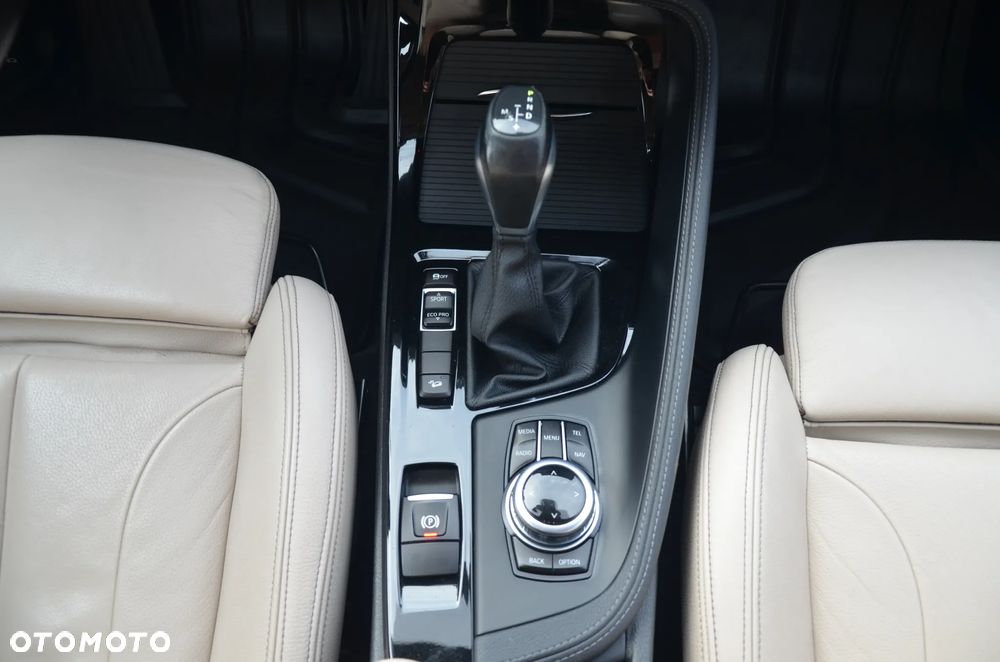 BMW X1 xDrive25d xLine - 31