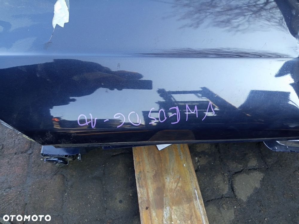 PAS TYLNY Z BŁOTNIKAMI  WANNĄ VW EOS - 2