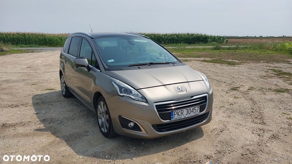 Peugeot 5008 - 1