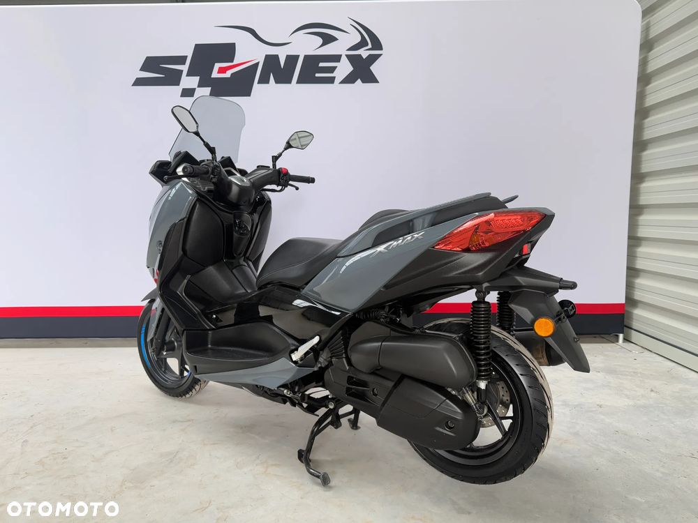 Yamaha X-max - 6