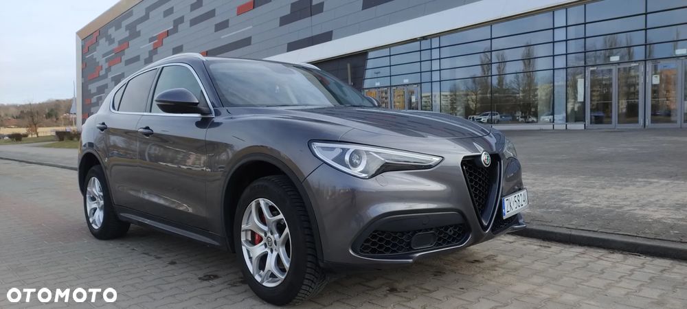 Alfa Romeo Stelvio 2.0 Turbo 16V AT8-Q4 Super - 4