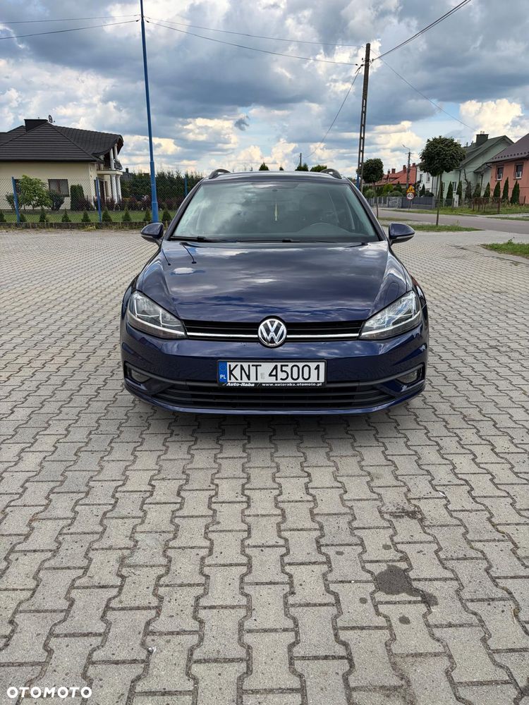 Volkswagen Golf - 8