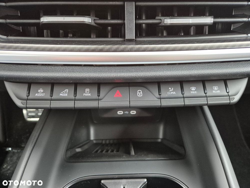 Skoda Elroq 60 63kWh Sportline - 33