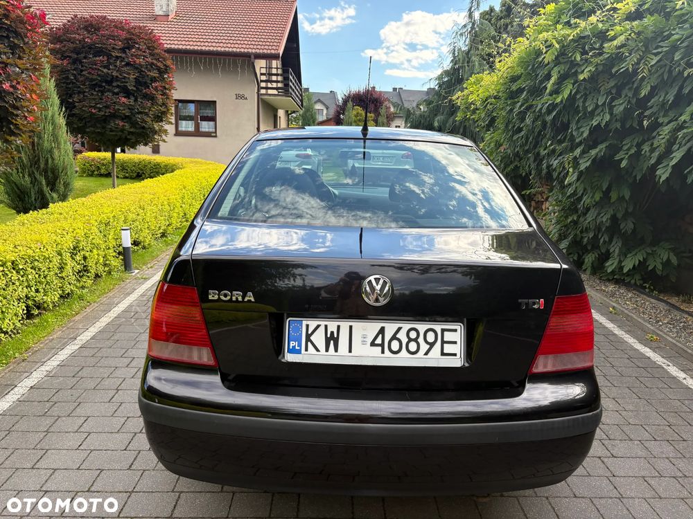 Volkswagen Bora - 3