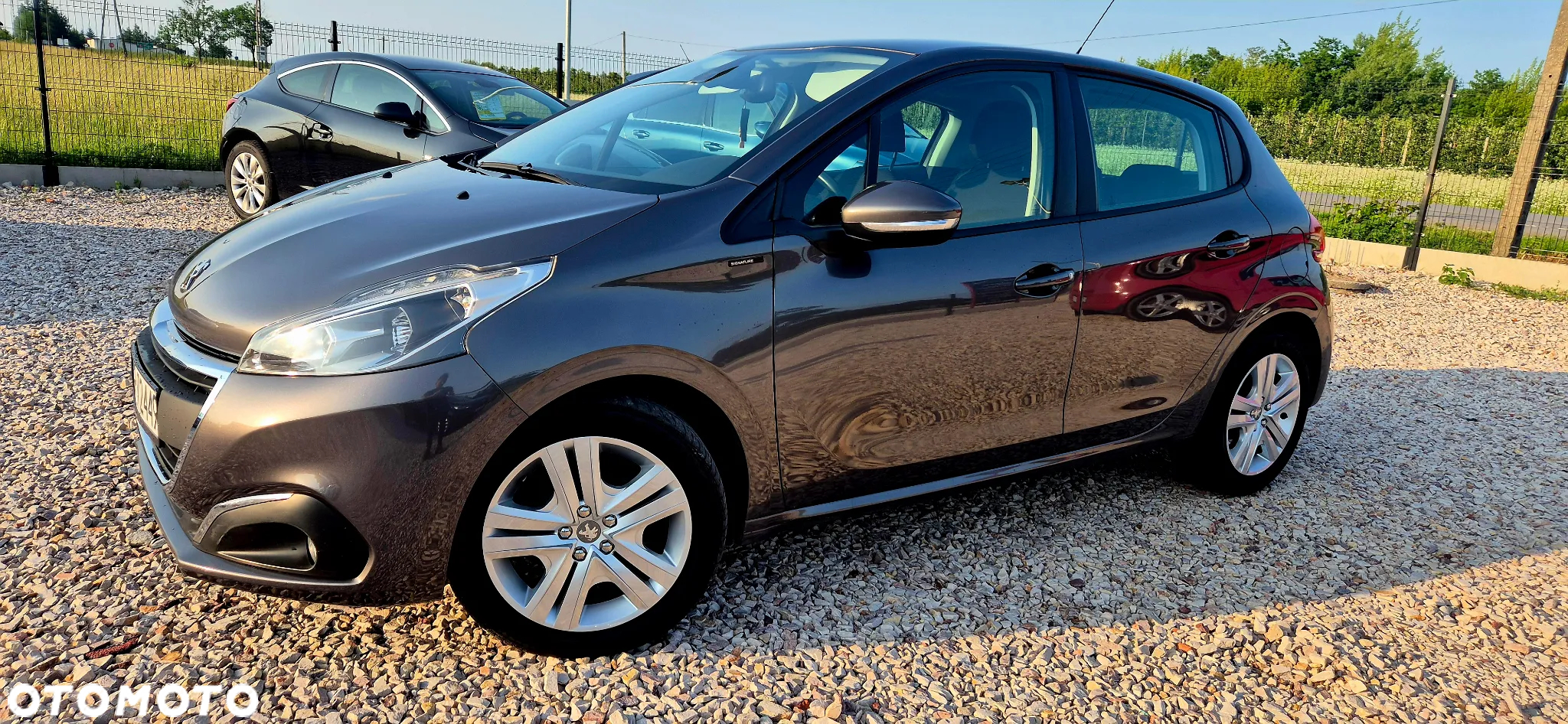 Peugeot 208 PureTech 82 Stop & Start Signature - 9