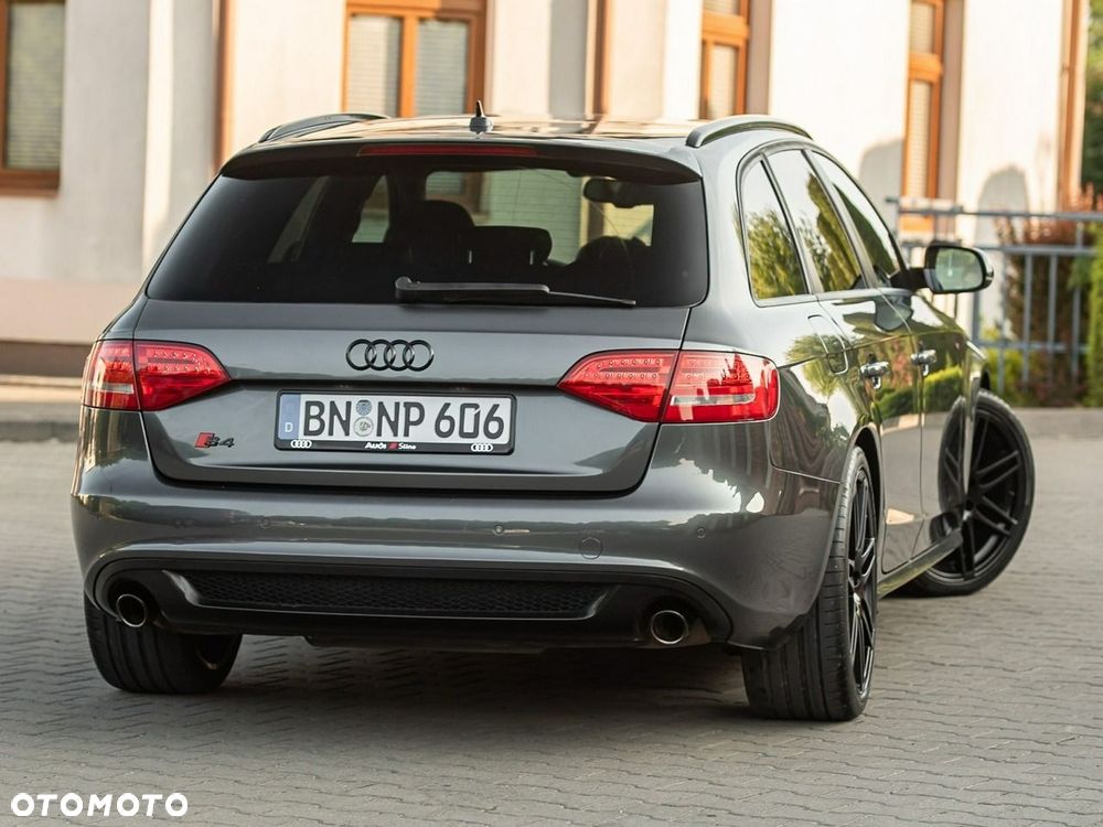 Audi A4 Avant - 3