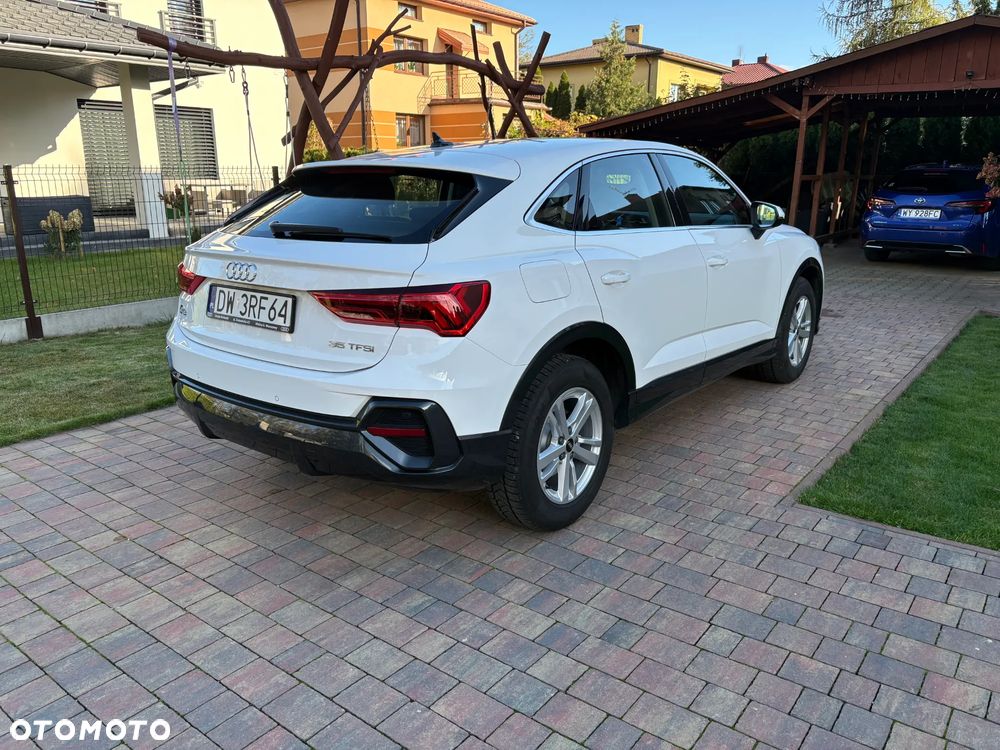 Audi Q3 2021 photo 3