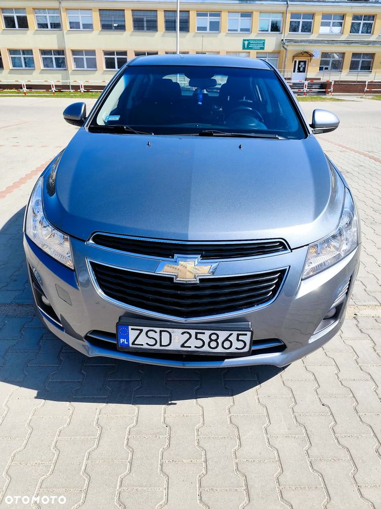 Chevrolet Cruze 1.6 LS - 1