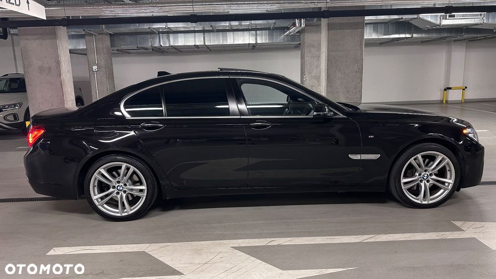 BMW Seria 7 740d xDrive - 11