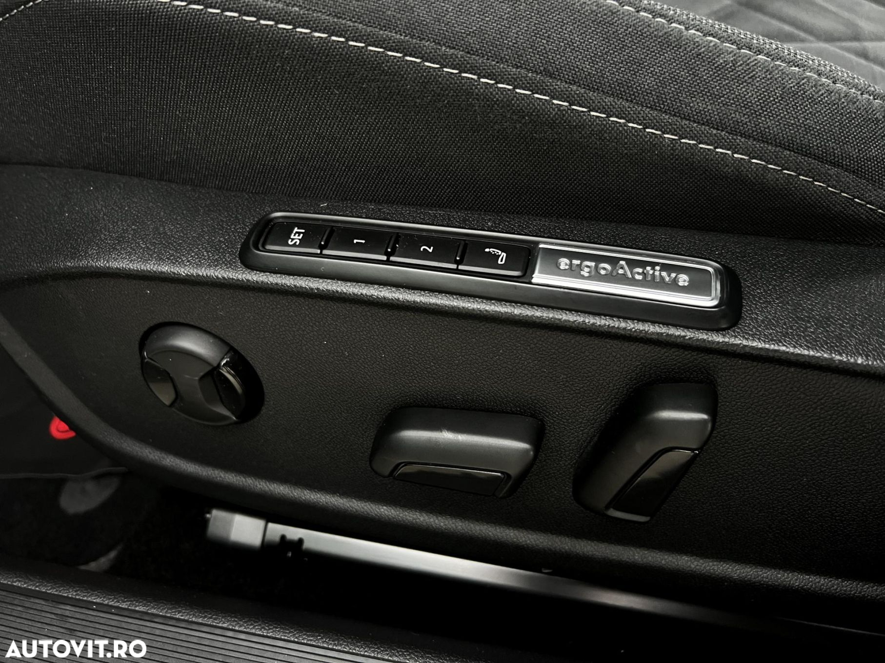 Volkswagen Golf - 13