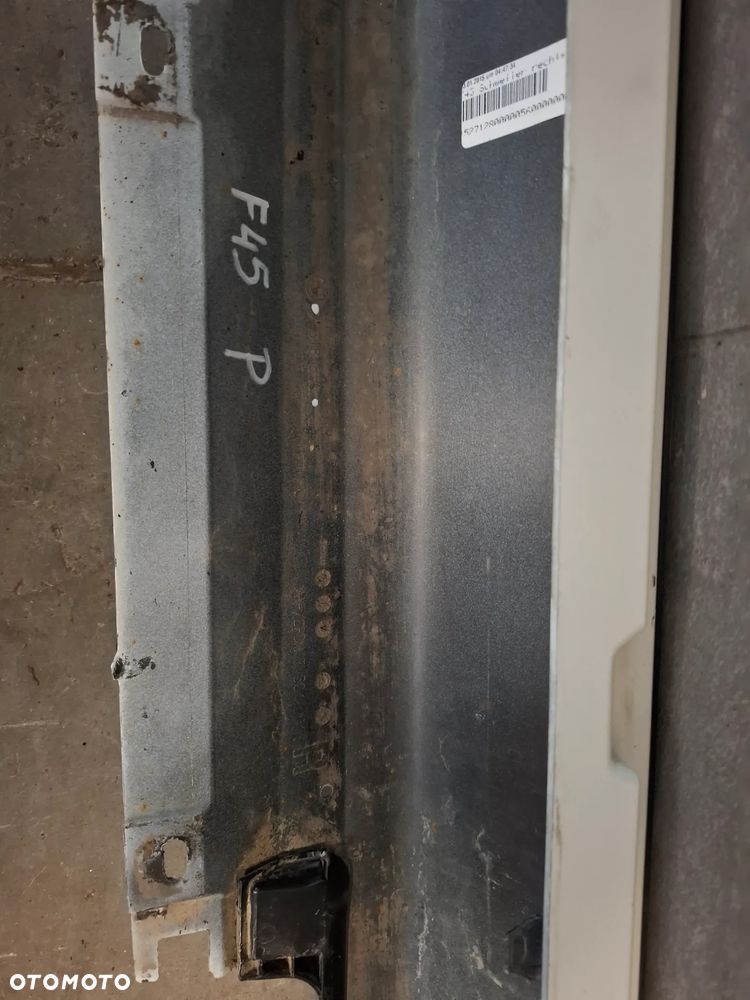 Nakładka progowa prawa BMW 2 F45 2015 rok kolor 300 nr 7318850 - 4