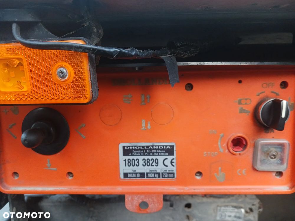 Iveco Daily 35C14 2.3 140 KM 2018r SALON Izoterma Chłodnia Mroźnia Agregat zasilanie zew. 250 tyś km - 7