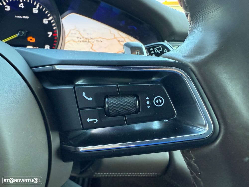 Porsche Panamera Sport Turismo 4 E-Hybrid - 39