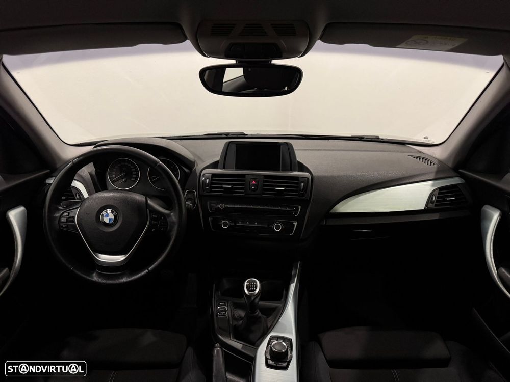 BMW 116 d EDynamics Line Sport - 29