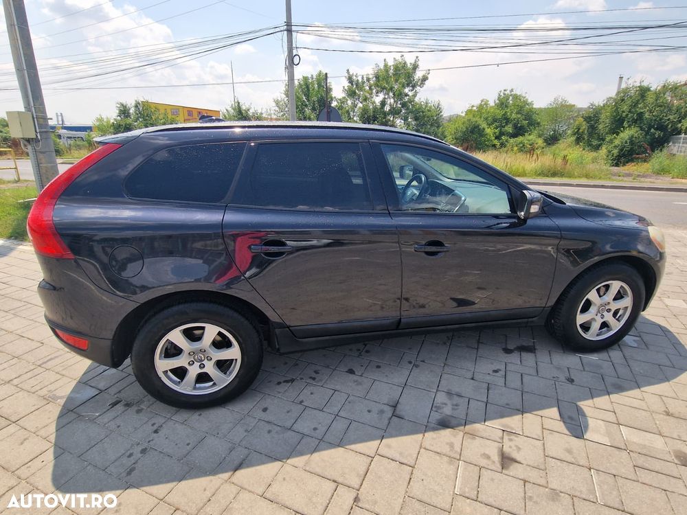 Volvo XC 60 D5AWD Kinetic - 4