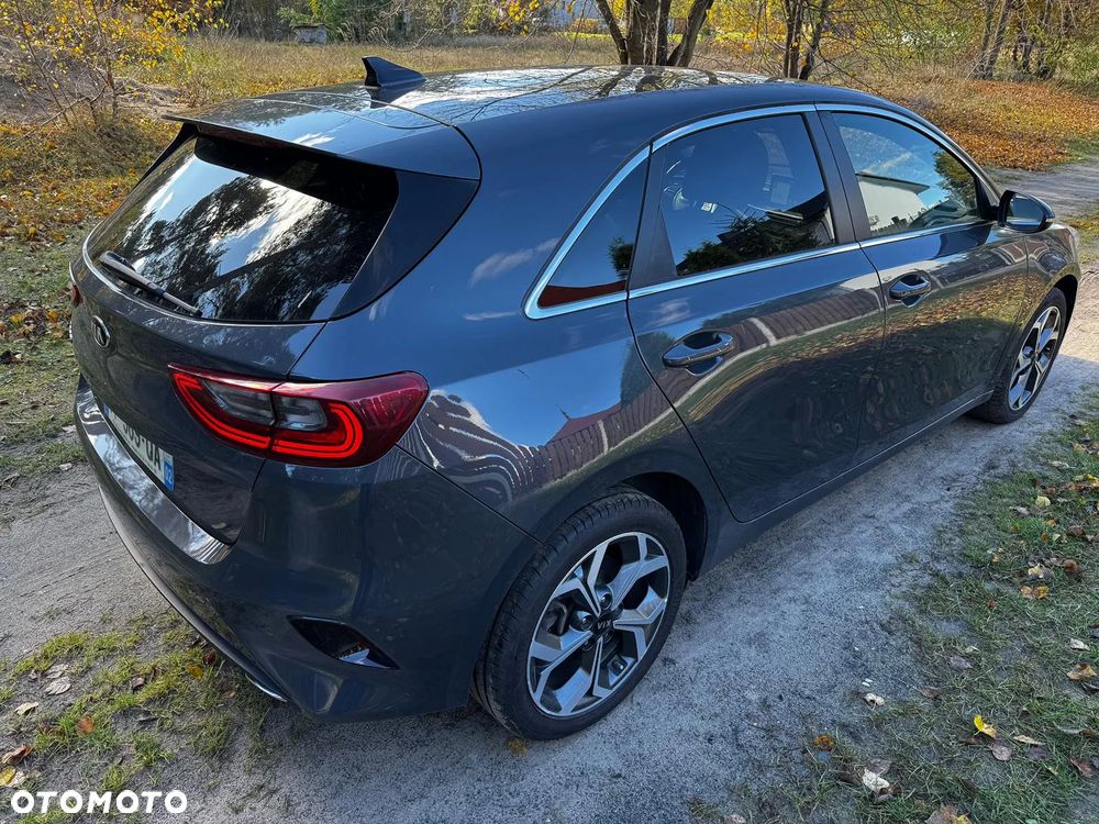 Kia Ceed 1.6 CRDi Platinum Edition - 5