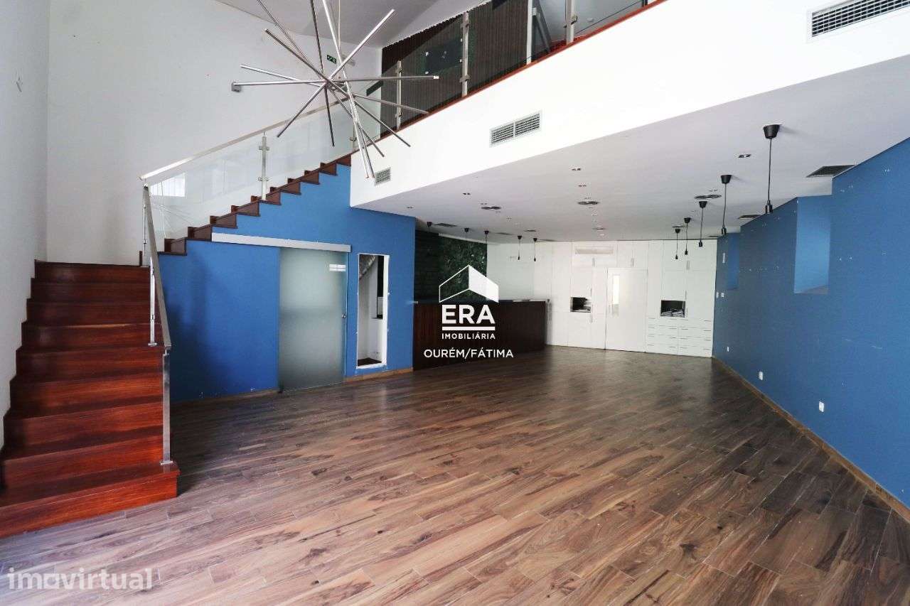 Loja localizada em Leiria - Grande imagem: 5/25