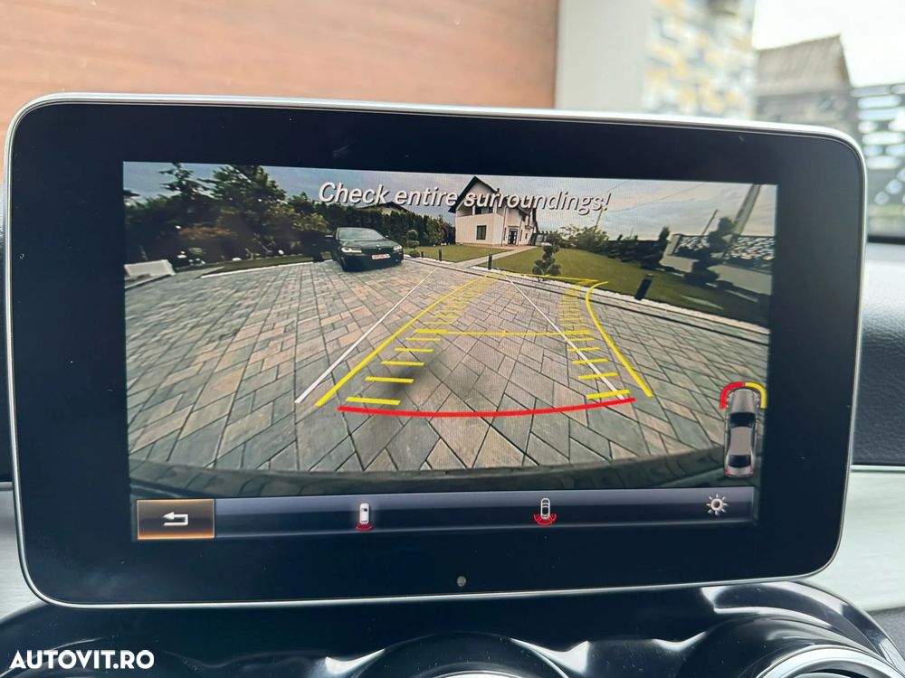 Mercedes-Benz GLC 220 d 4Matic 9G-TRONIC AMG Line - 8