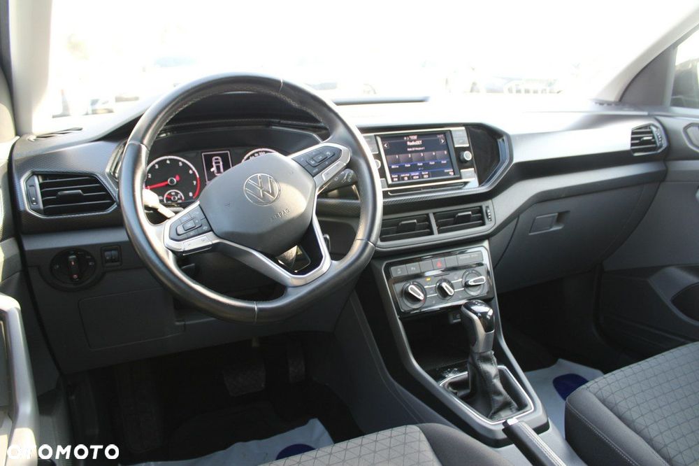 Volkswagen T-Cross - 17