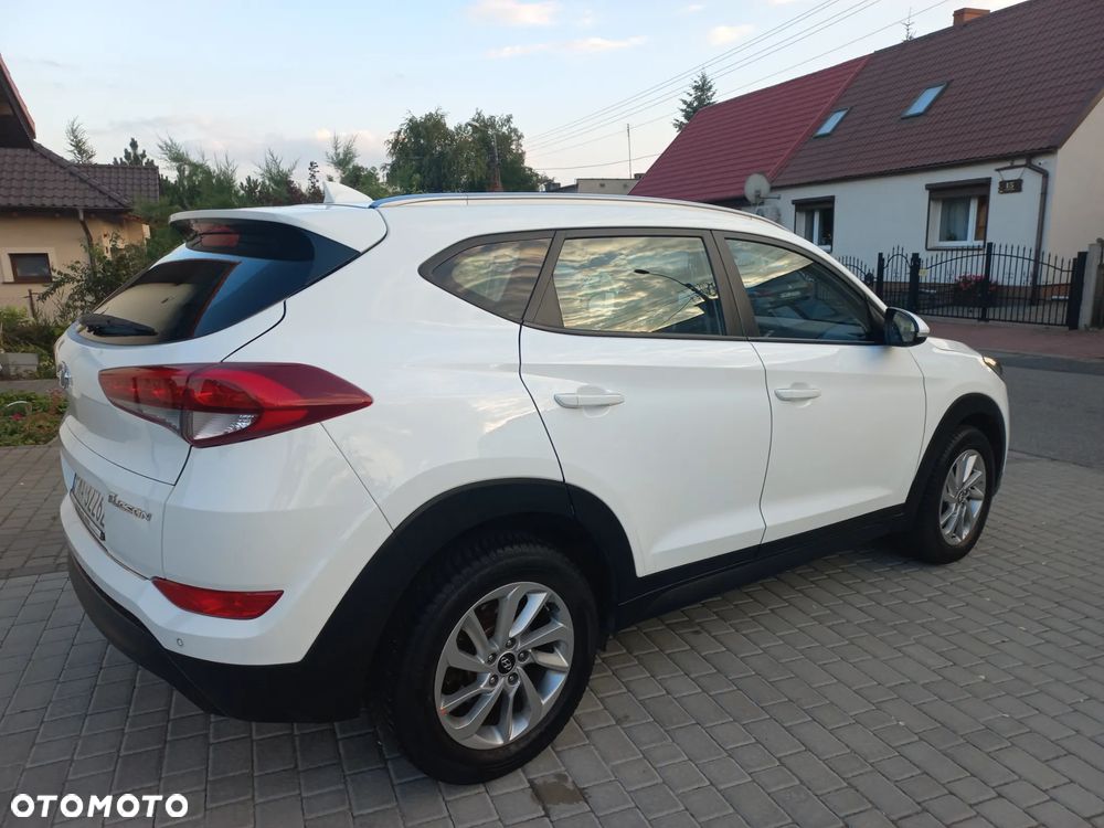 Hyundai Tucson blue 1.7 CRDi 2WD DCT Style - 13