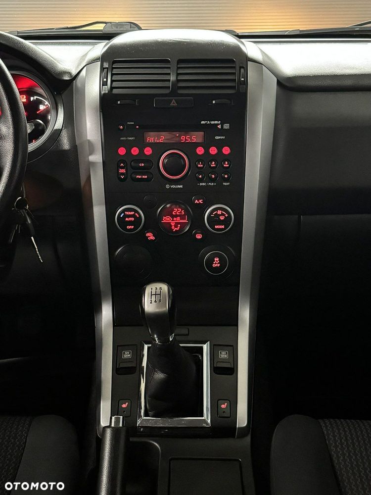 Suzuki Grand Vitara - 13