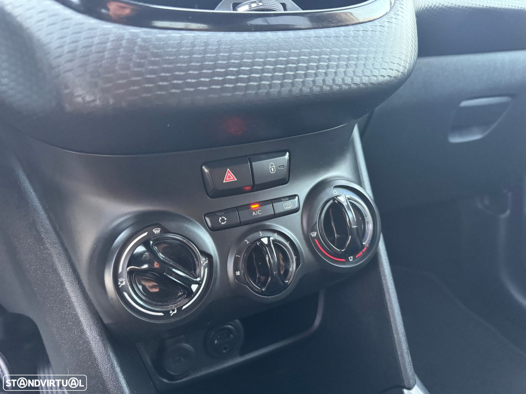 Peugeot 2008 1.6 BlueHDi Allure - 13