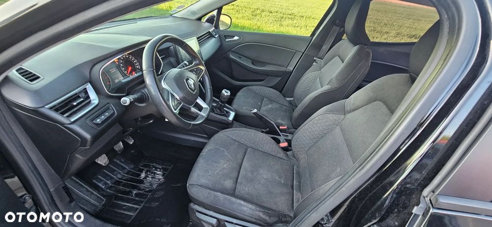 Renault Clio - 12