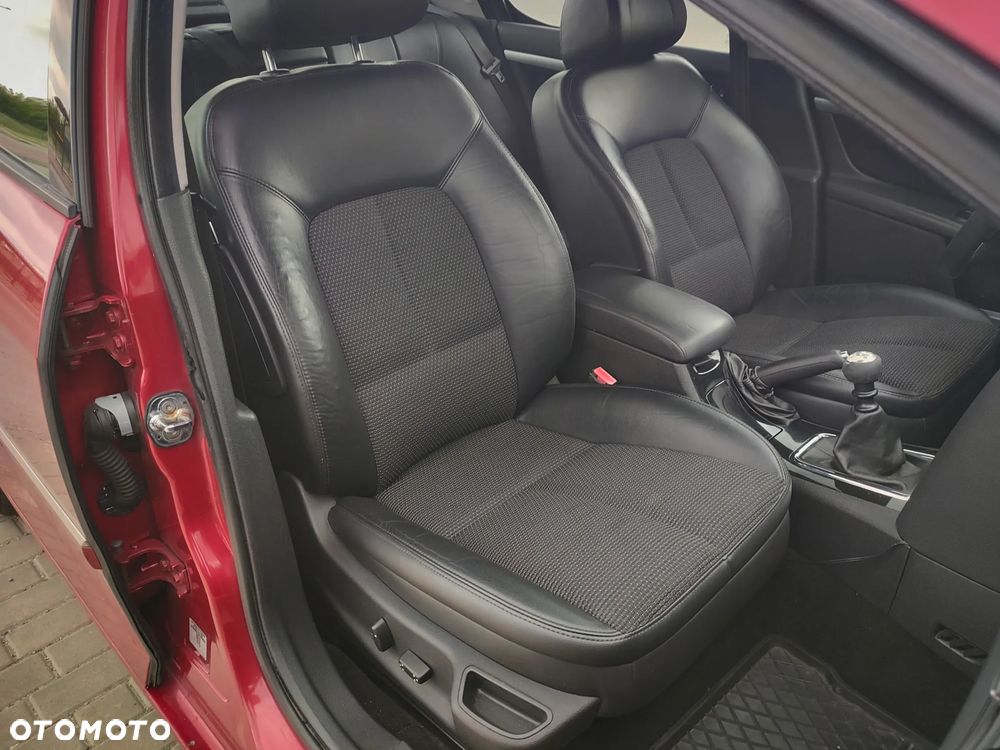 Peugeot 407 2.0 HDI Platinum - 19