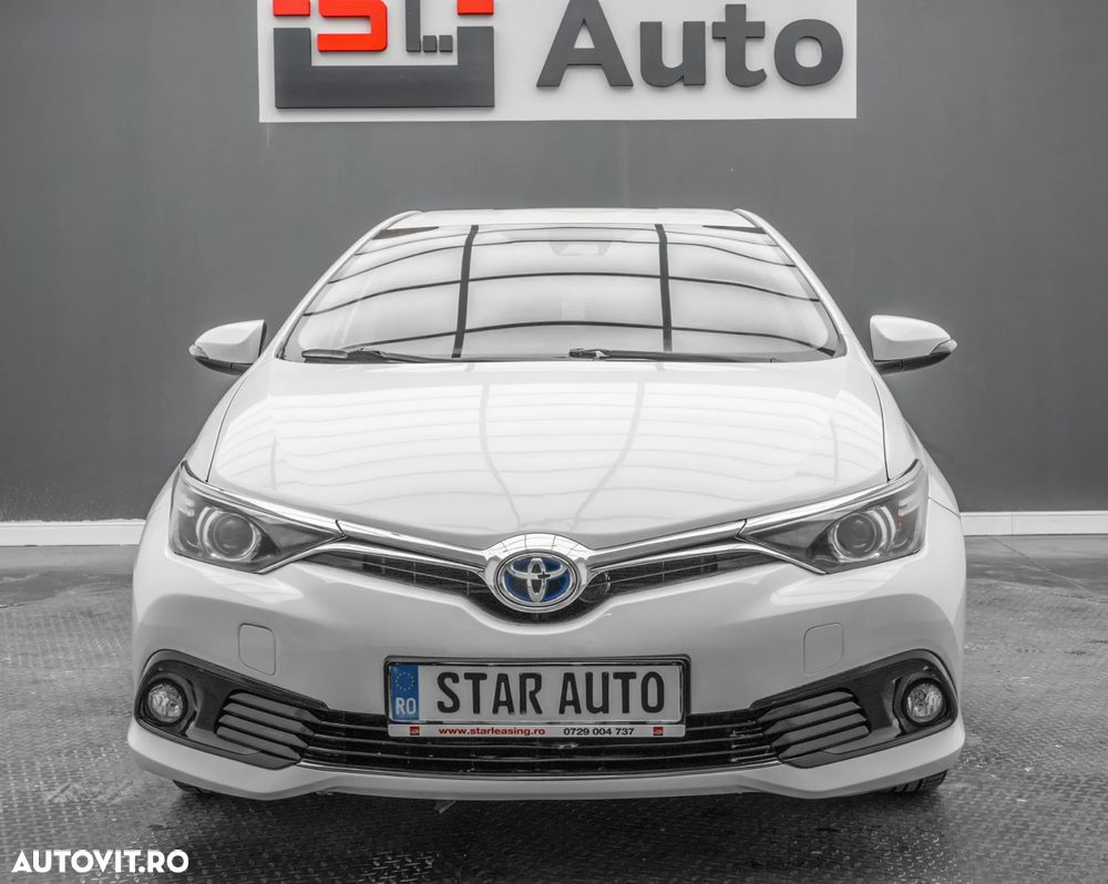Toyota Auris 1.8 L VVT-i Sol + - 2