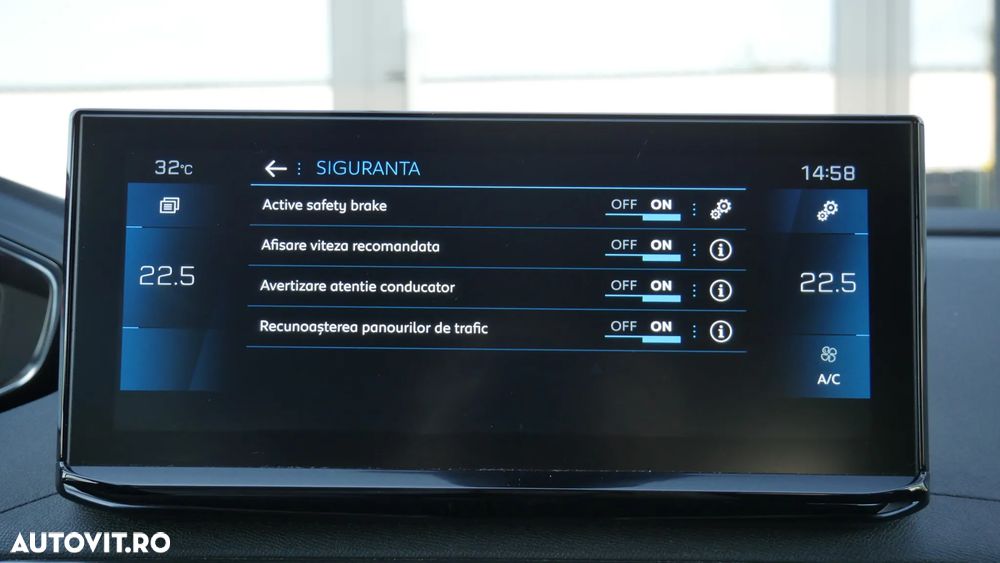 Peugeot 5008 BlueHDI 130 EAT8 Allure Pack - 28