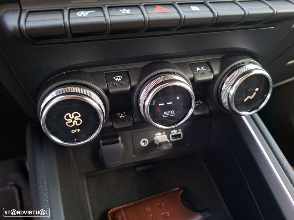 Renault Clio 1.0 TCe Techno Bi-Fuel - 19