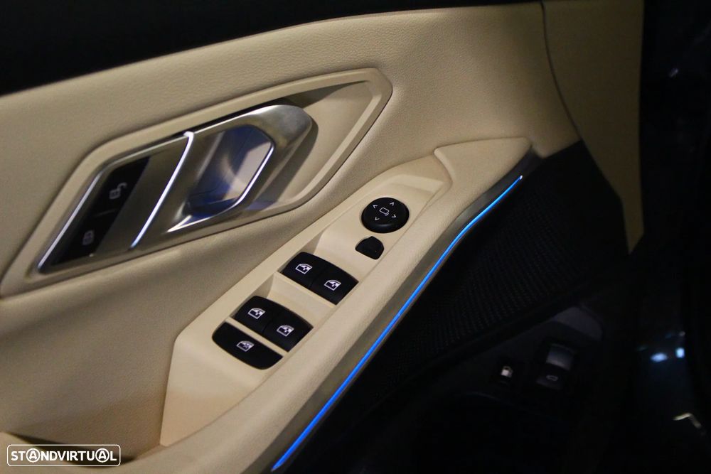 BMW 320 e Line Luxury Auto - 27