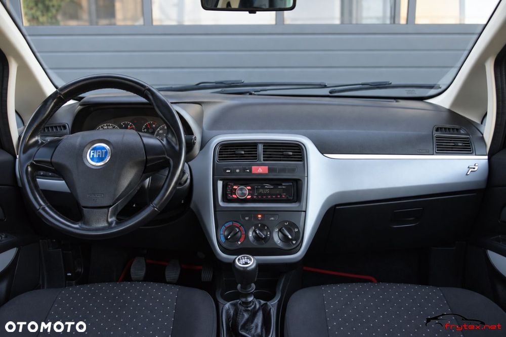 Fiat Grande Punto - 30