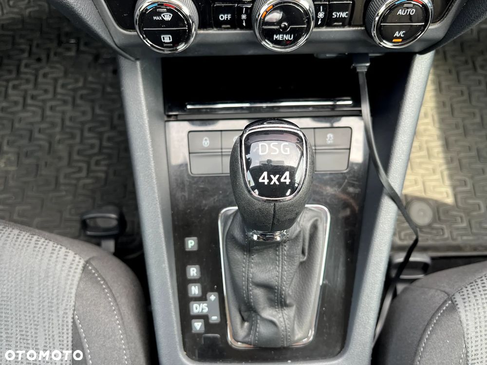 Skoda Octavia 2.0 TDI SCR 4x4 Ambition DSG - 10