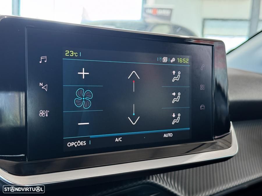 Peugeot e-208 50 kWh Allure Pack - 32