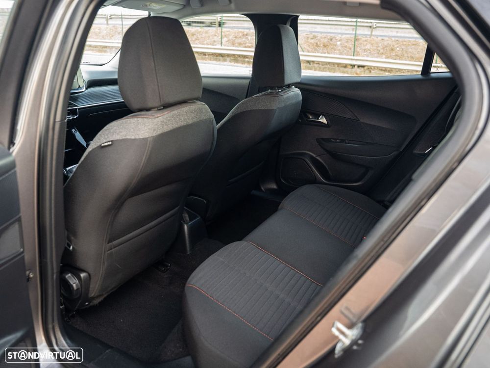 Peugeot 2008 1.2 PureTech Active Pack - 25