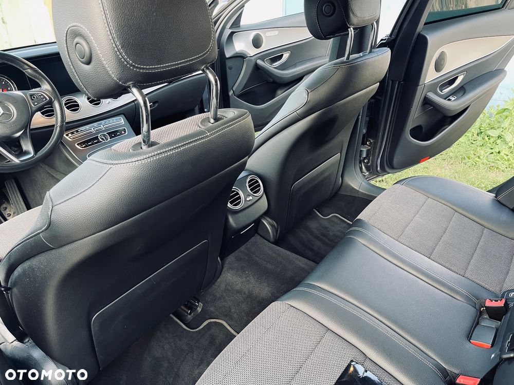 Mercedes-Benz Klasa E 220 d Business Edition 9G-TRONIC - 12