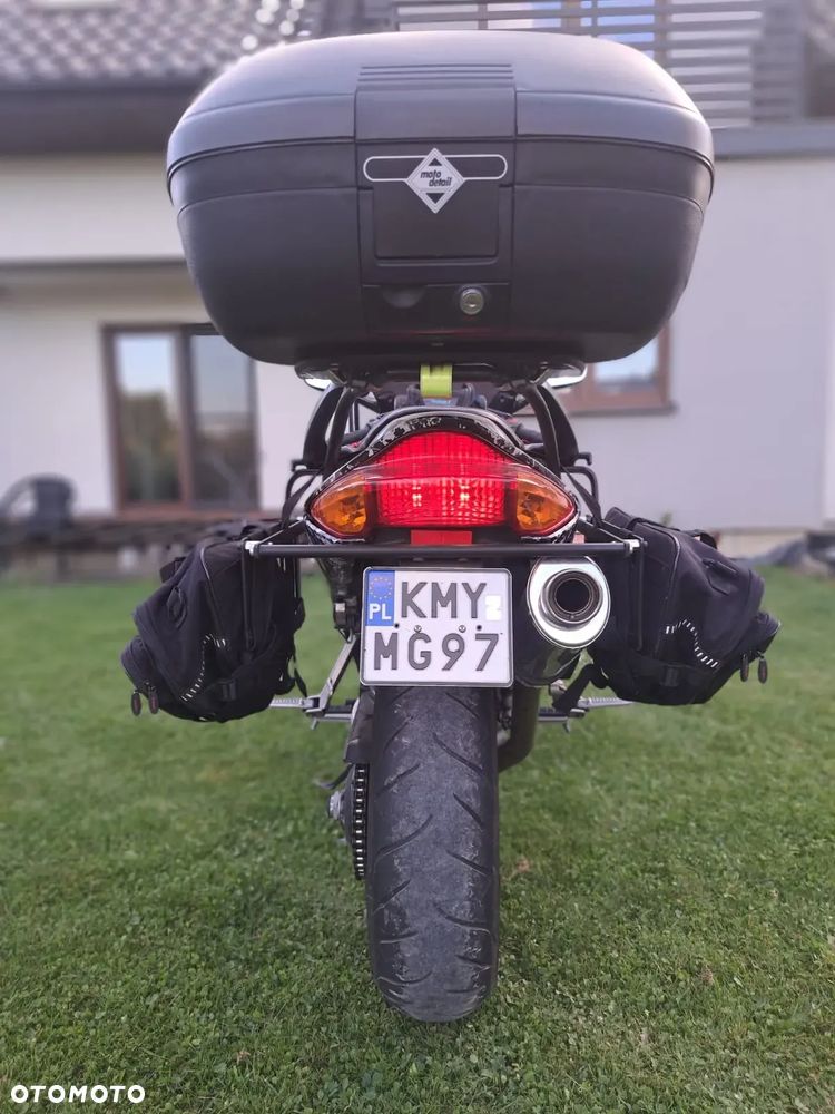 Honda VFR - 4