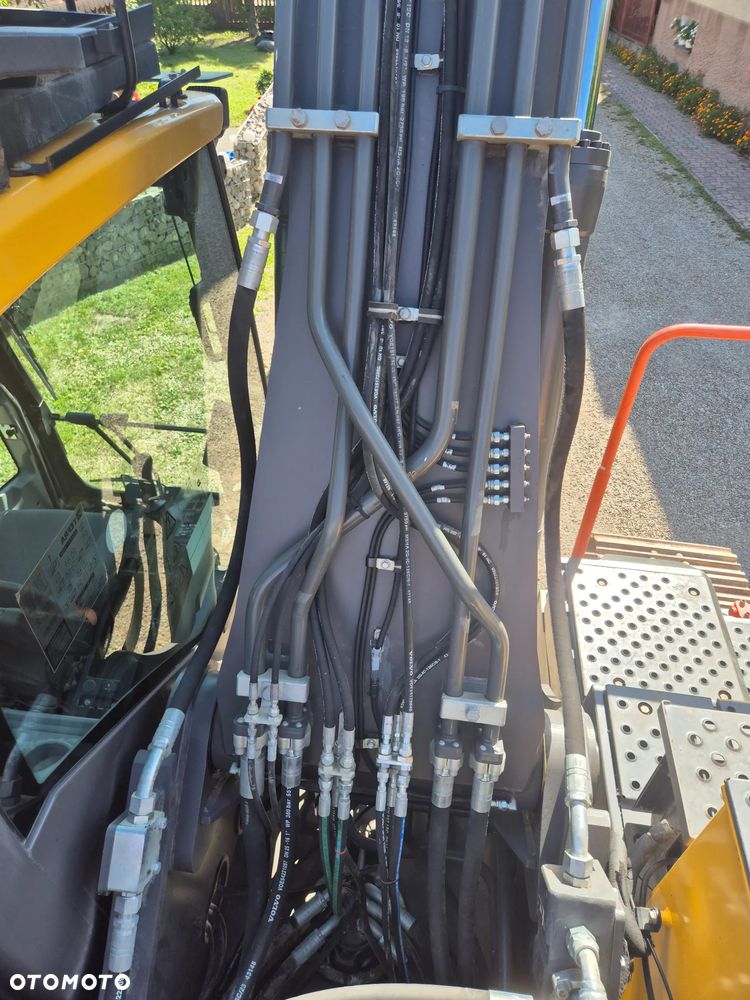 Volvo EC 250 EL - 14