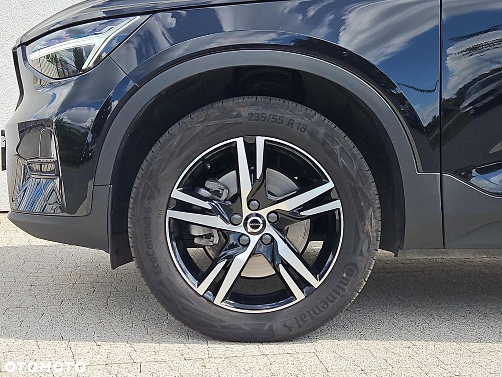 Volvo XC 40 B3 Plus Dark - 33