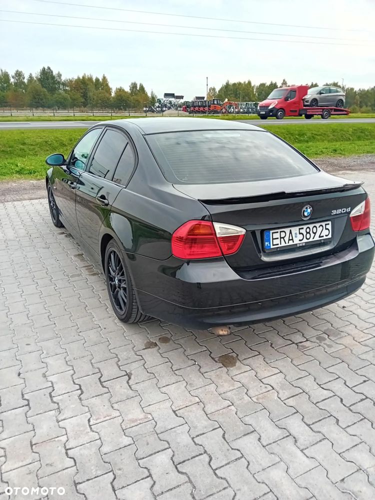 BMW Seria 3 320d - 15