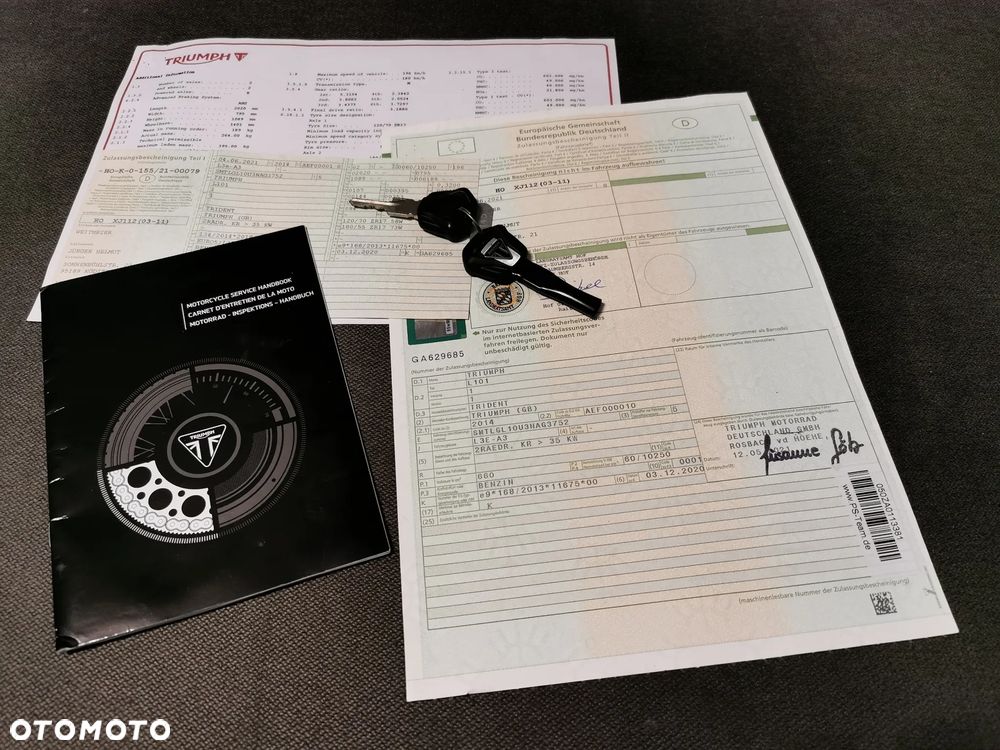 Triumph Trident - 15