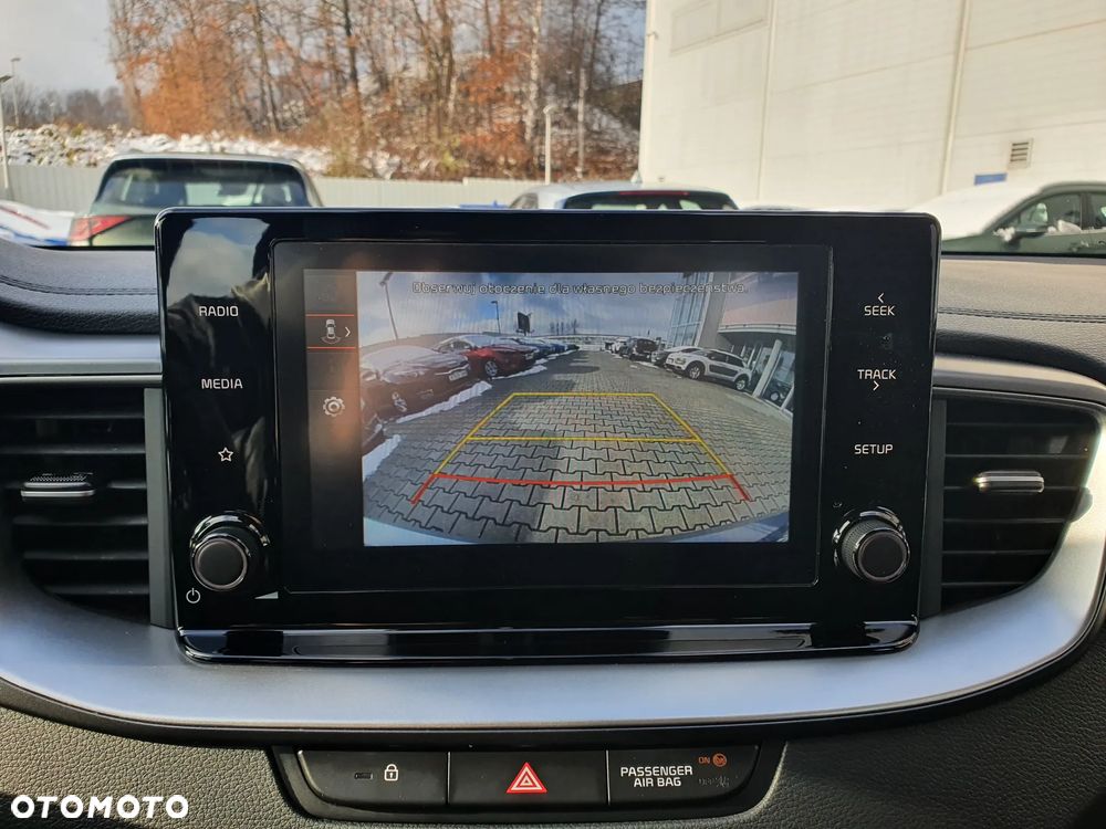 Kia Ceed 1.5 T-GDI M - 35