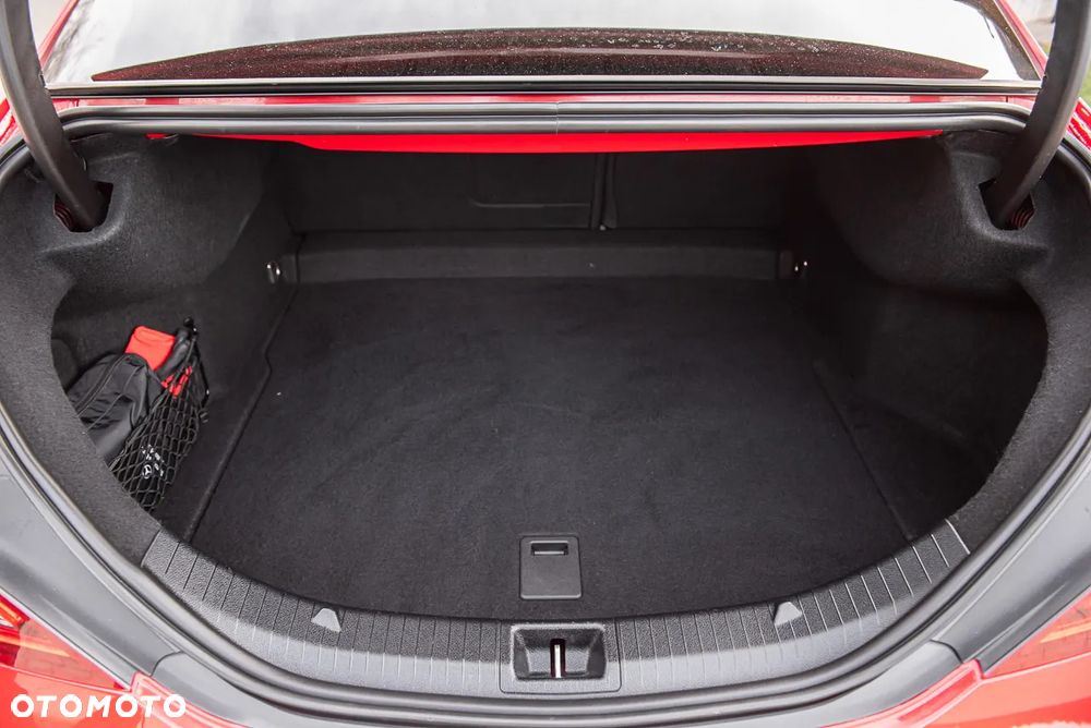 Mercedes-Benz CLA 200 7G-DCT AMG Line - 20