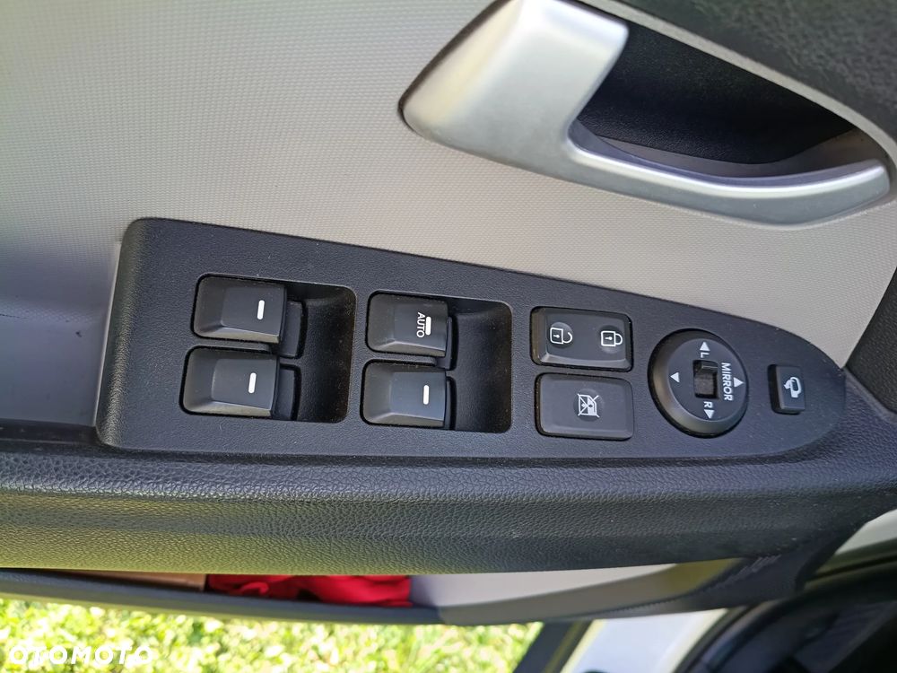 Kia Sportage 2.0 CRDI XL AWD - 13